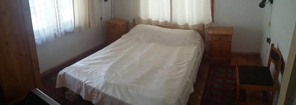 Guest Rooms Metaksinovi Chepelare Exterior photo